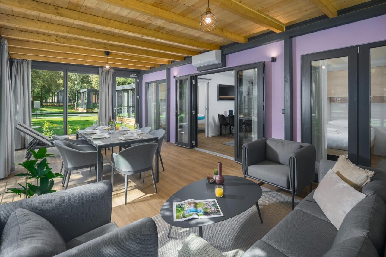 Homes Mon Perin Kompleks wypoczynkowy 4*